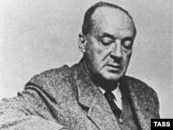 Postmodernist yazar Vladimir Nabokov